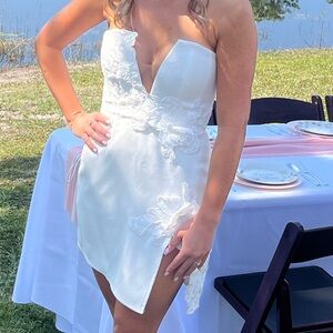Sau Lee “Fleur Mini dress” in white, worn once size 4